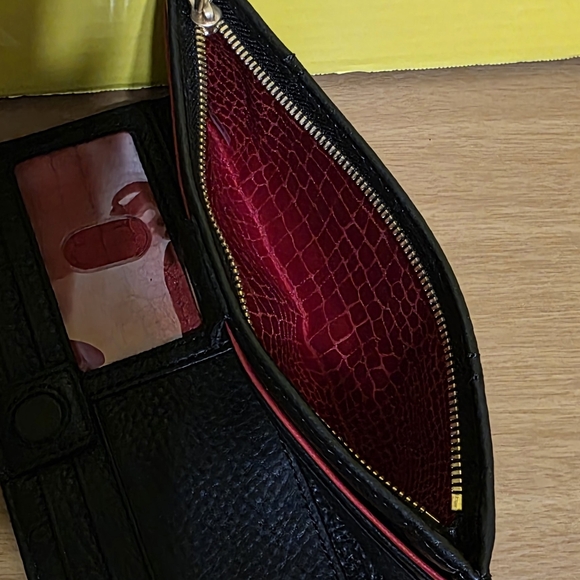 !!2PCS!! Hammitt Black and Gold Backpack with 110 North Wallet - Picture 12 of 12